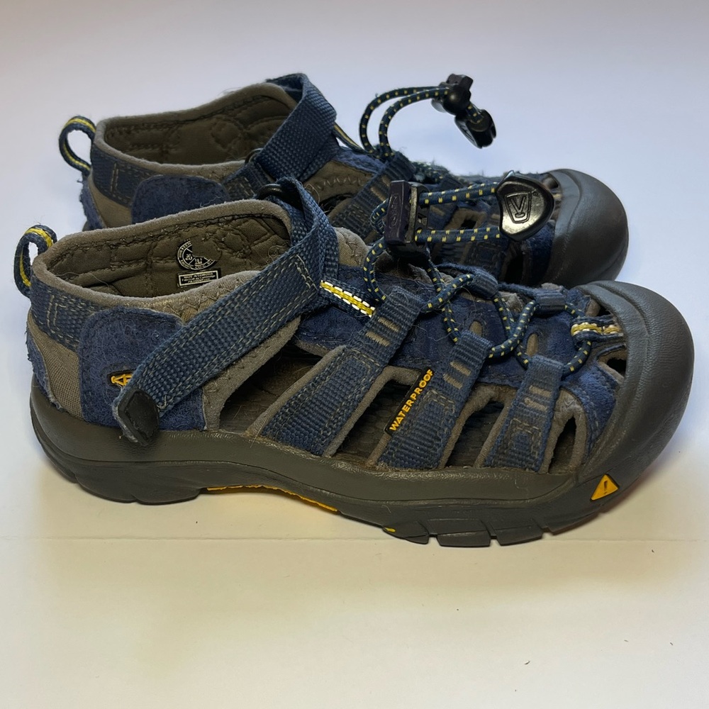 Keen Newport Blue and Gray Sandals with Closed Toe Design